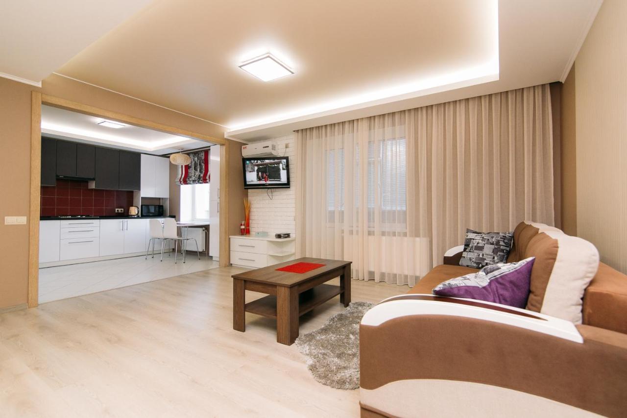 Vip Apartments Faraon On Kharkovskaya 1 Floor Sumy Exterior foto