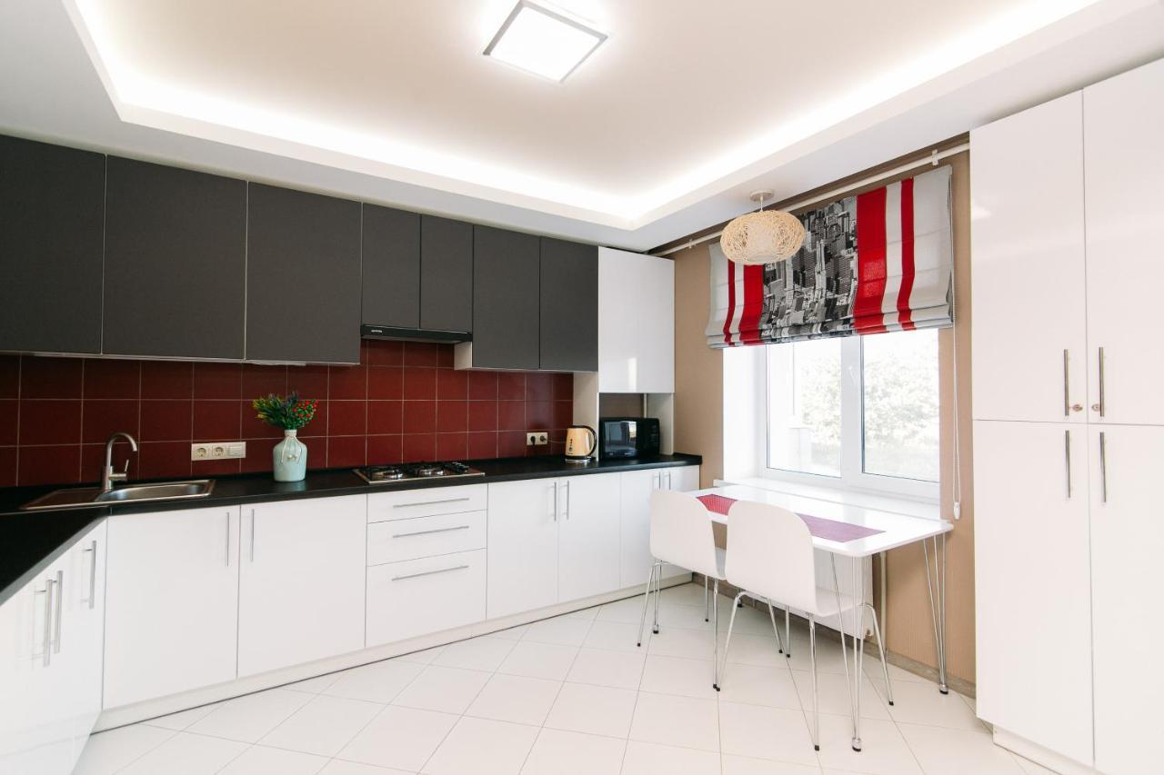 Vip Apartments Faraon On Kharkovskaya 1 Floor Sumy Exterior foto