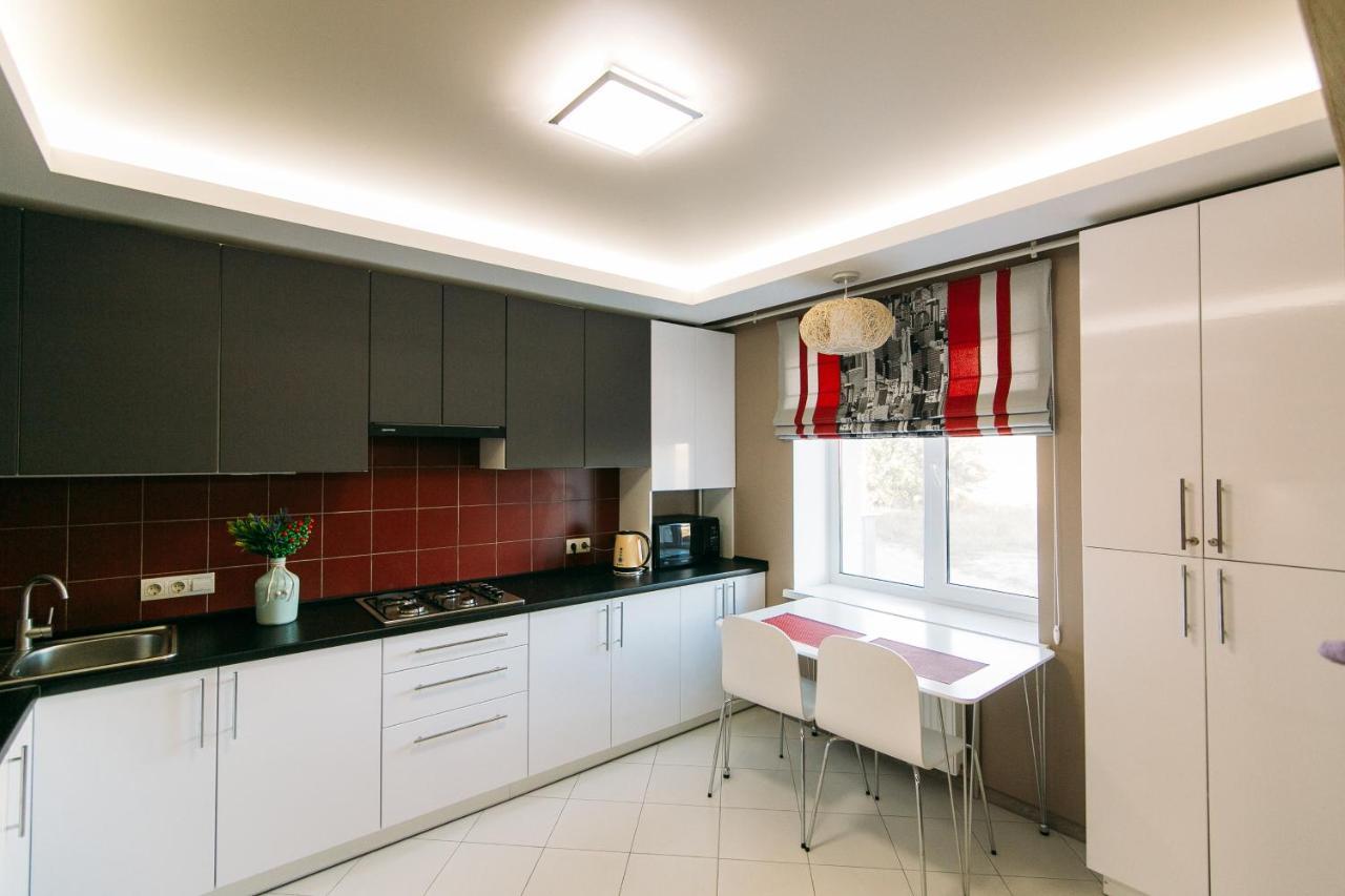 Vip Apartments Faraon On Kharkovskaya 1 Floor Sumy Exterior foto